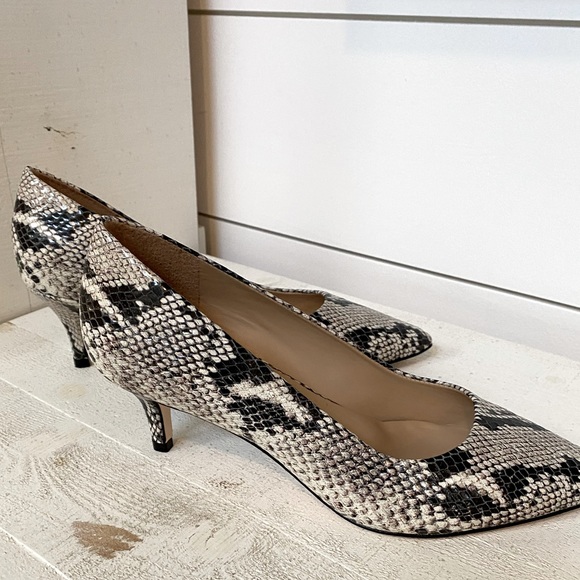 Joan Oloff Callie natural printed wild snake - Picture 2 of 5